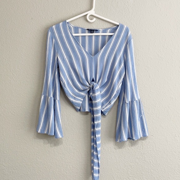 American Eagle Blue White Striped Bell Sleeve Tie Front Top Cowgirl Core Size S - Picture 2 of 5